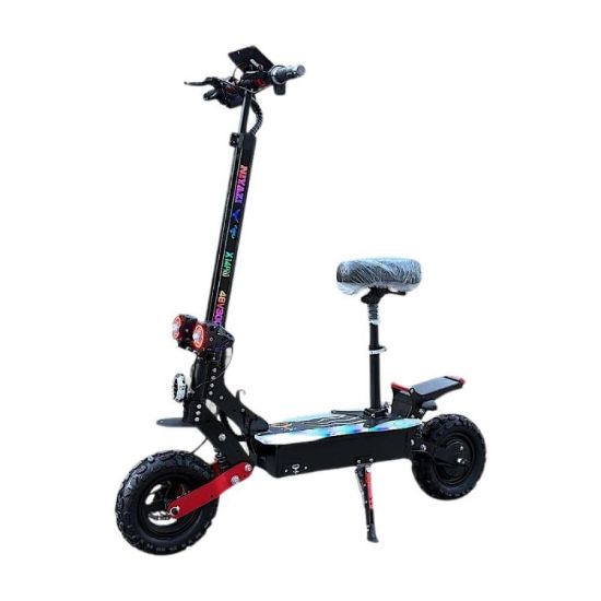 صورة سكوتر كهربائي قوي بمعنى الكلمة